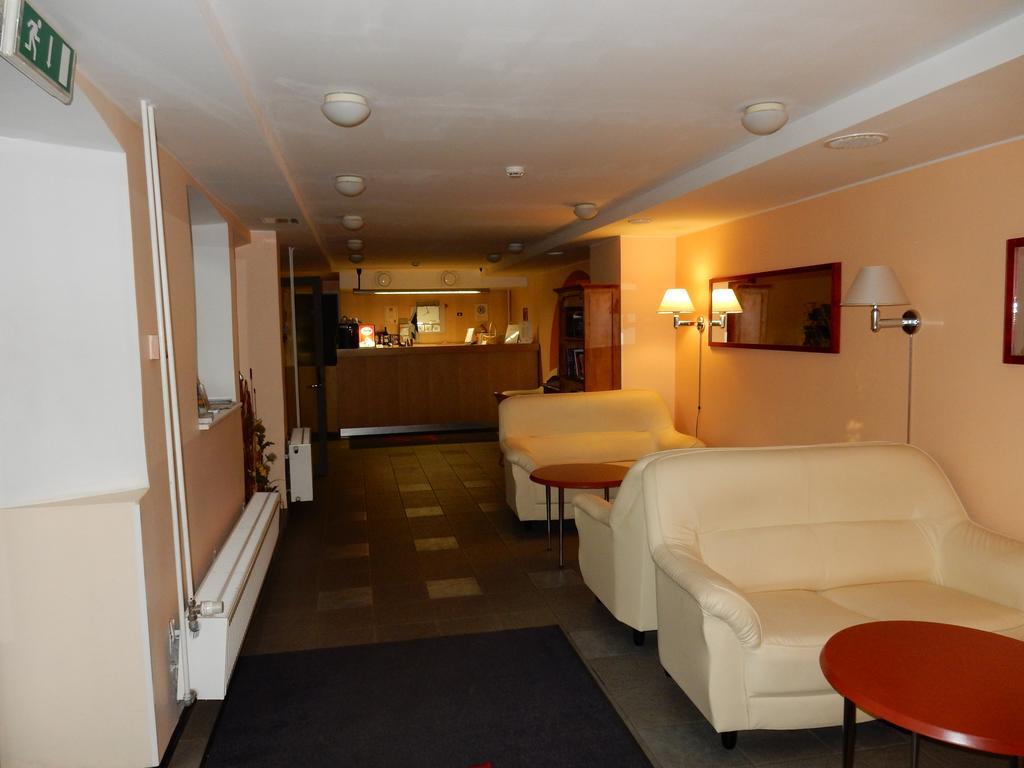 Tatari 53 Hotel Tallinn Exterior foto